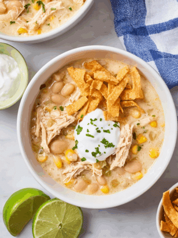Slow Cooker Creamy White Chicken Chili Recipe