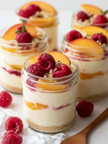 Gluten-Free Peach Melba No-Bake Cheesecake Jars Recipe