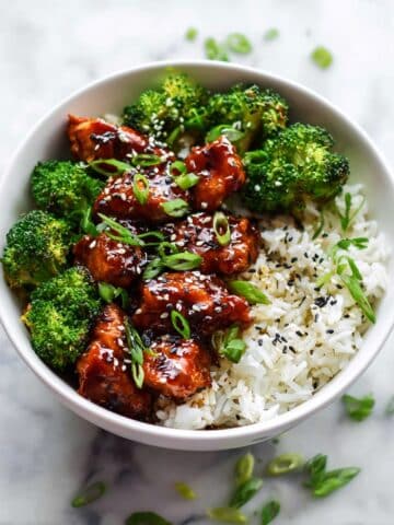 Easy 30-Minute Spicy Korean Chicken