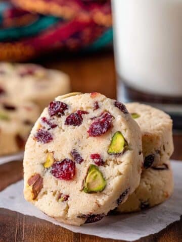 Cranberry Pistachio Shortbread Recipe