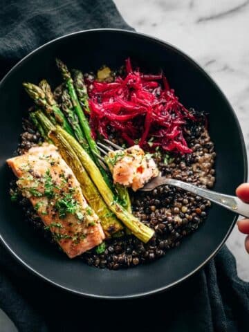 Perfect Baked Salmon with Lentils and Lemon Herb Sauce Recipe