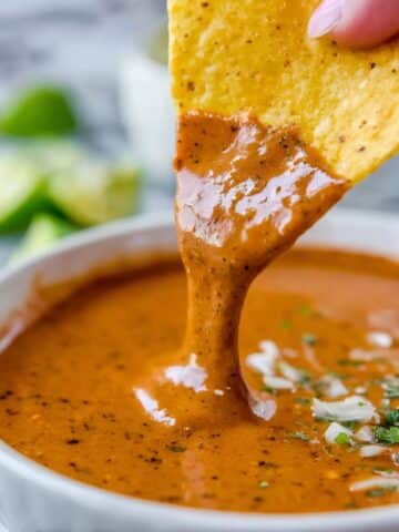 Copycat Chili’s Queso Dip (Slow Cooker) Recipe