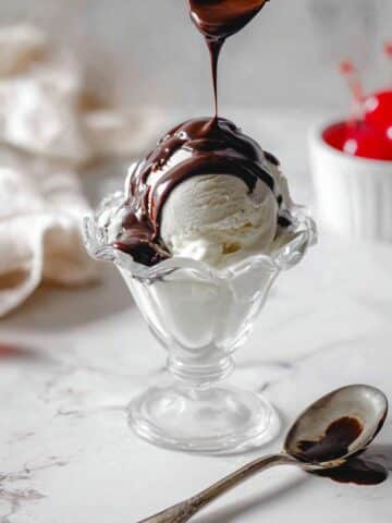 Homemade Hot Fudge Sauce Recipe