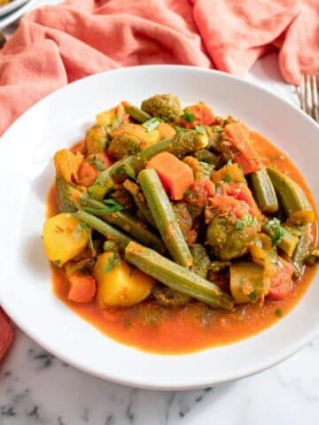 Greek Okra Stew (Bamies Latheres) Recipe