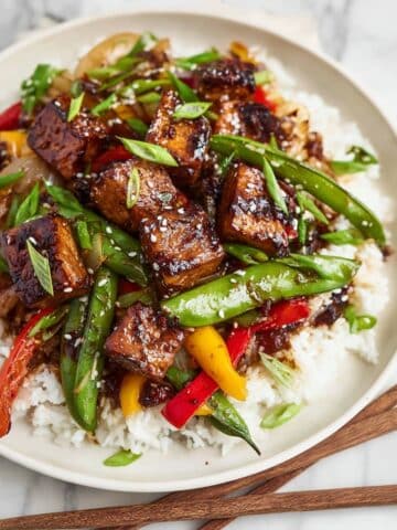 Sweet and Savory Salmon Stir Fry with Vegetables Recipe