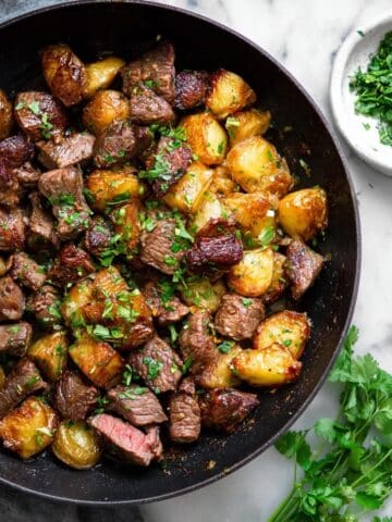Garlic Butter Steak Bites and Potatoes Recipe