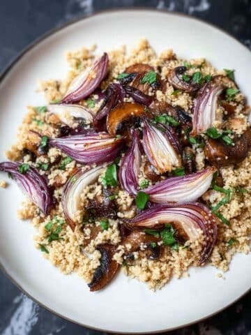 Bulgur Salad with Mushrooms and Roasted Onions Recipe