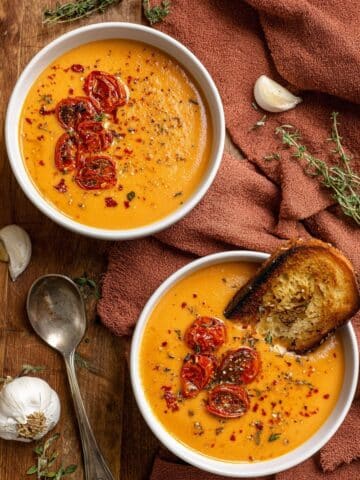 Creamy Roasted Garlic Tomato Soup Recipe