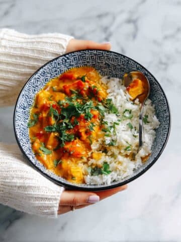 Creamy Instant Pot Cauliflower and Lentil Curry Recipe