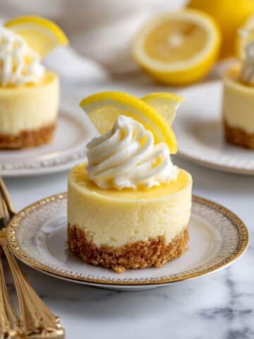 Easy Mini Lemon Cheesecakes Recipe