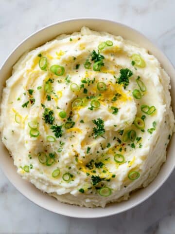 Skordalia: Greek Garlic and Potato Dip Recipe