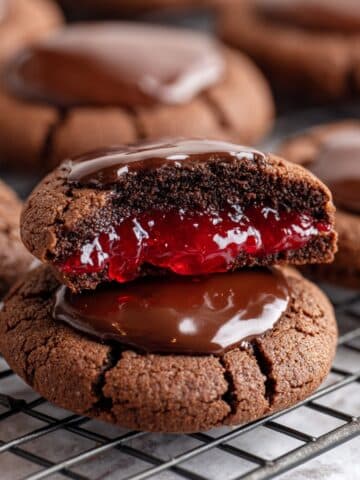 Fudgy Chocolate Cookies with Raspberry Filling Recipe
