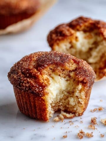 Cinnamon Crunch Banana Muffins Recipe