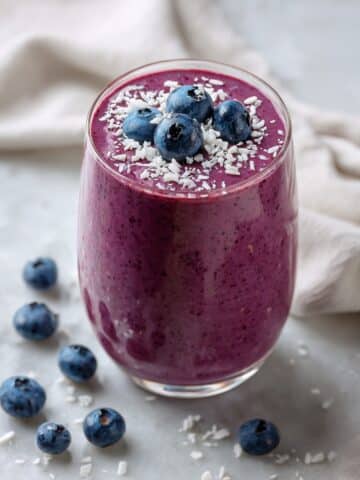 Blueberry Avocado Smoothie with Chia Recipe