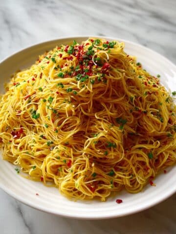 Easy Vegan Garlic Noodles Recipe