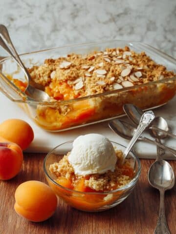 Apricot Cobbler with Almond Topping Recipe