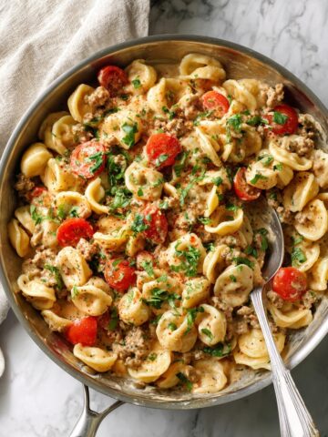 Tomato Basil Pasta with Sausage and White Wine Sauce Recipe