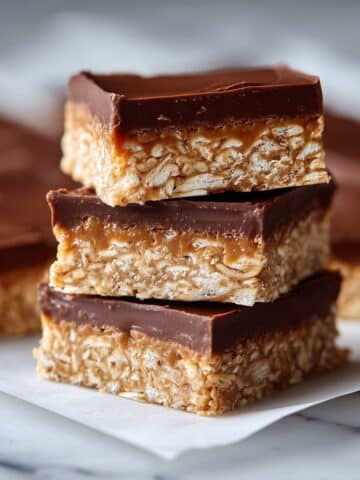 No Bake Chocolate Filled Oat Bars Recipe