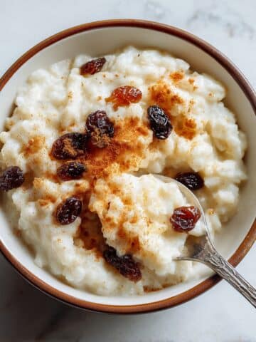 Creamy Rice Pudding with Vanilla, Cinnamon, and Greek Yogurt Recipe