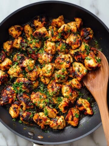 15-Minute Garlic Butter Chicken Bites: Easy One-Pan Recipe