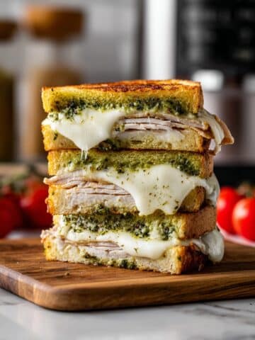 Crispy Grilled Chicken Pesto Melt Sandwich Recipe