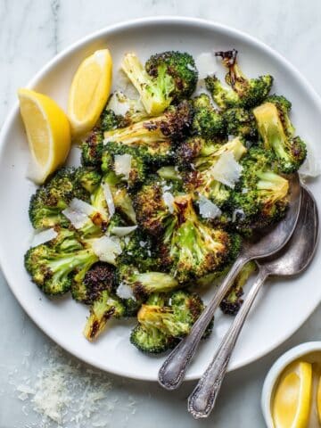 Garlic Parmesan Roasted Broccoli Recipe