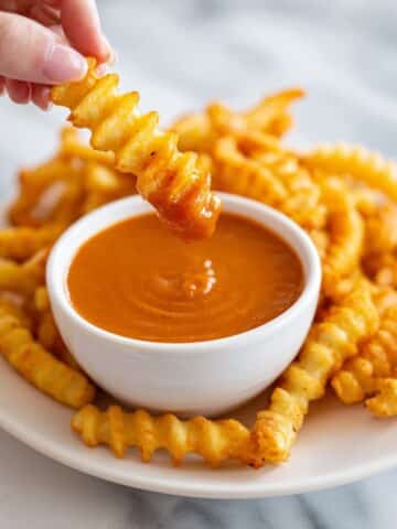 Spicy Korean Mayo (Gochujang Mayonnaise) Recipe