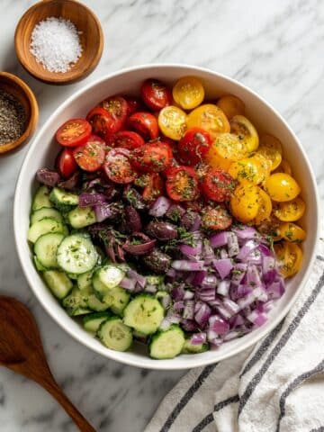 15-Minute Mediterranean Cucumber Salad Recipe