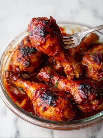 Oven-Baked Chicken in Tangy Red Sauce Recipe