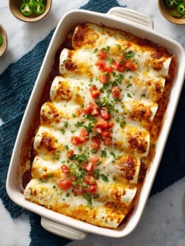 Easy Green Chicken Enchiladas Recipe