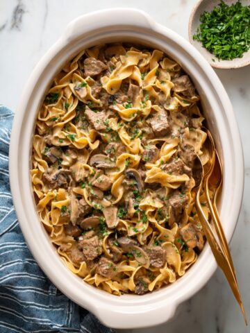Slow Cooker Beef and Noodles Recipe