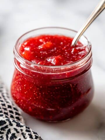 Super Simple Strawberry Compote Recipe