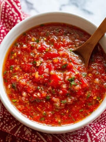 5-Minute Restaurant Style Salsa Recipe