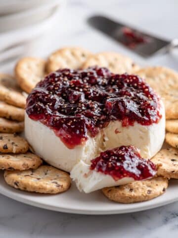 Raspberry Chipotle Cream Cheese Dip Recipe