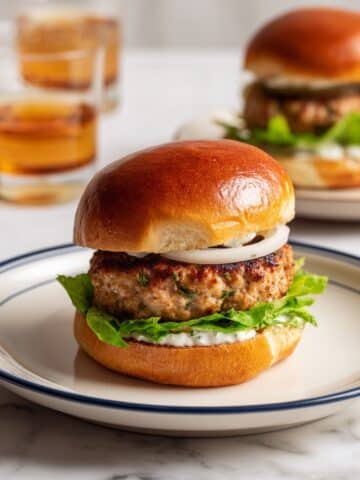 Jalapeño-Cheddar Chicken Smash Burgers Recipe