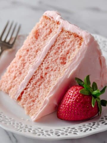 Vegan Strawberry Cake Recipe