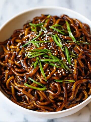 Easy Cooked Udon Noodles with Spicy Soy Sauce Recipe